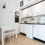 Sunny Apartment, Marina View * Фуенхірола
