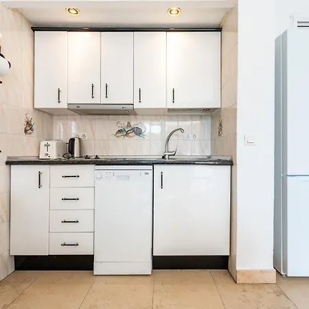 Sunny Apartment, Marina View Apartment Fuengirola